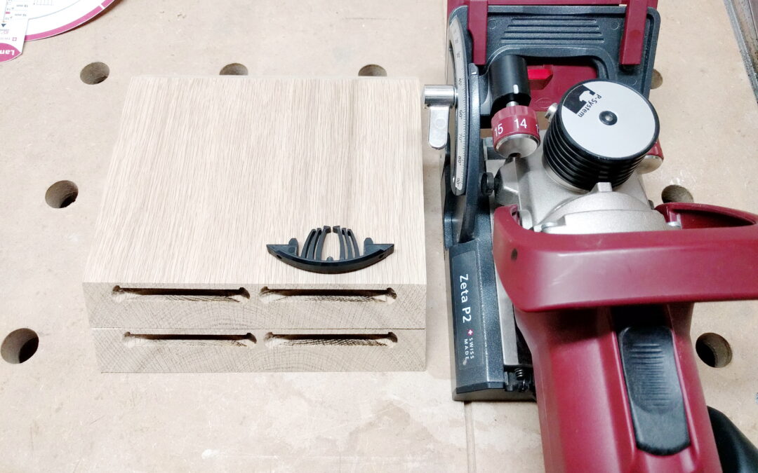 Vogelfutterhaus mit Flasche