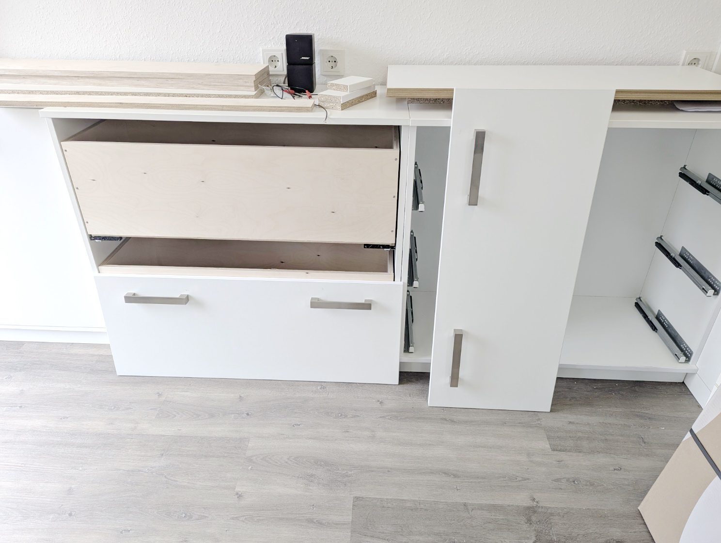 neue Möbel für die Werkstatt