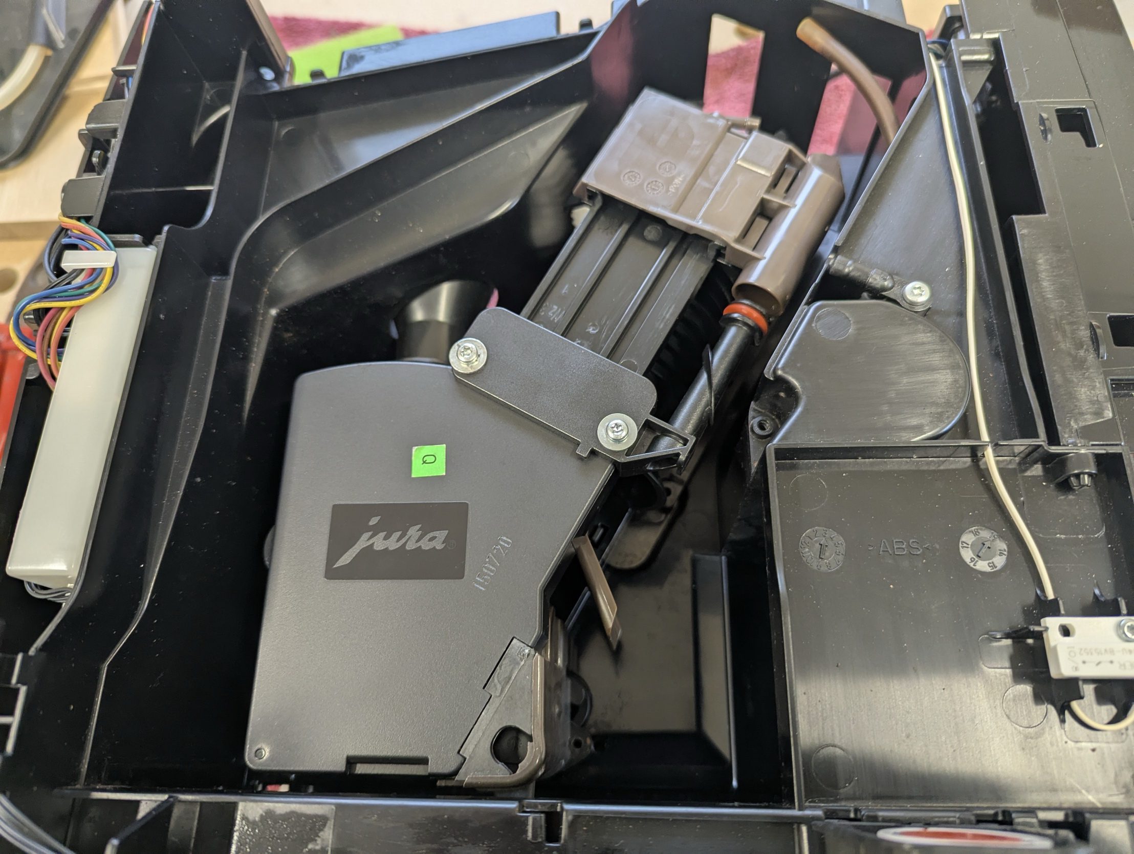 neue Brühgruppe Jura E8