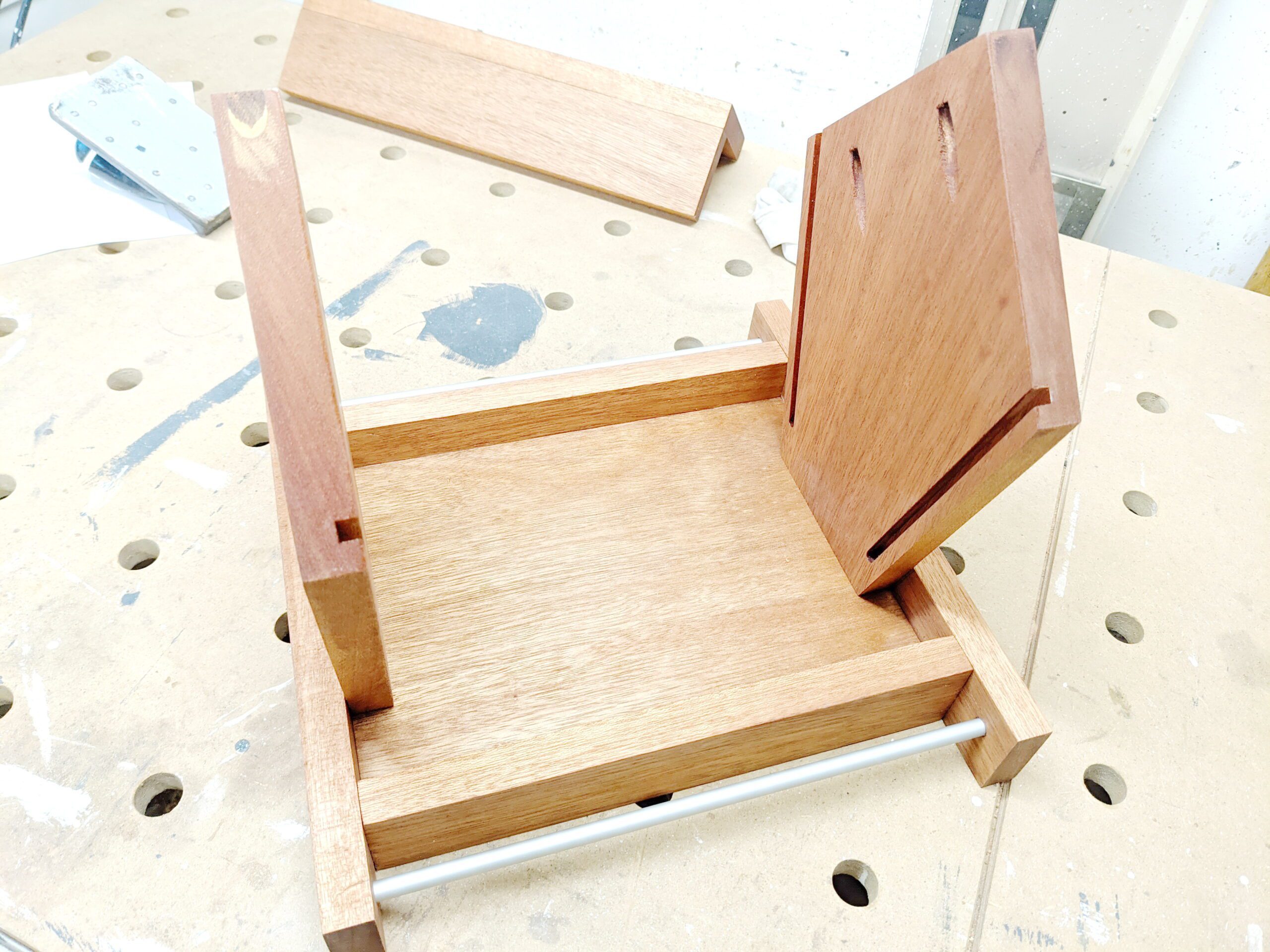 Schrank mit Schiebetüren