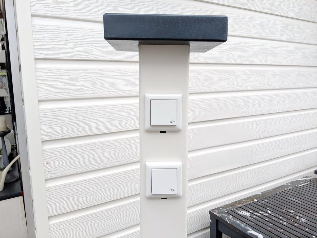 Steckdosensäule fertig Steckdosensäule fertig