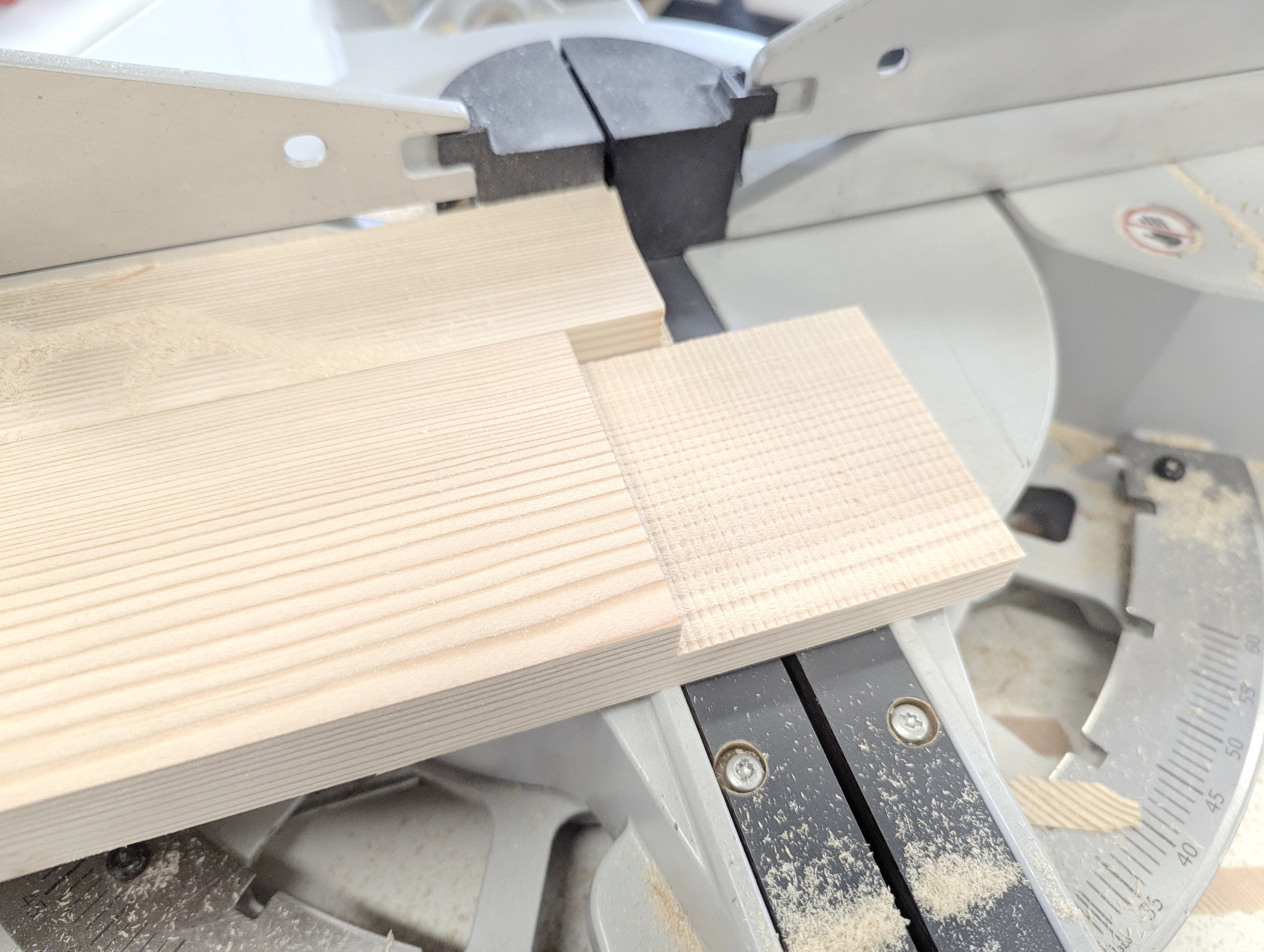 Kappsäge Dübelfräse