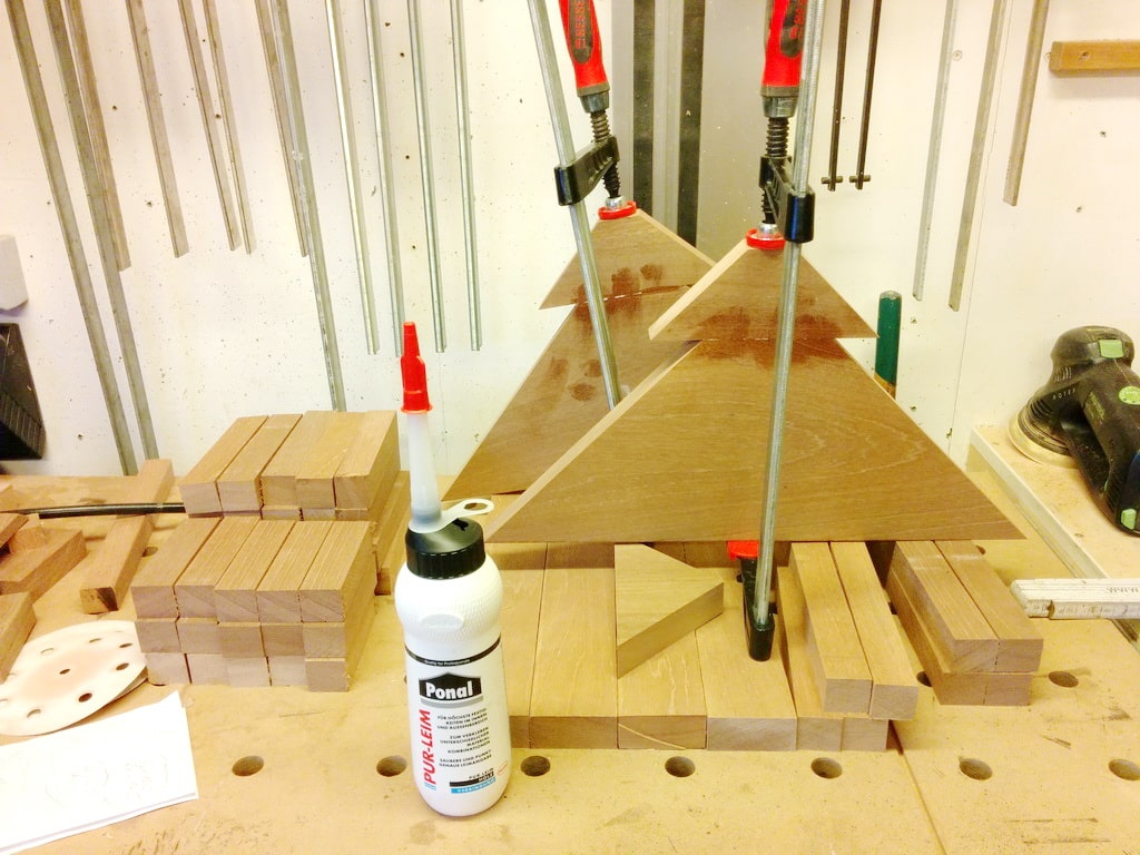 - Holzwerkerblog.com Vogelhaus Meranti