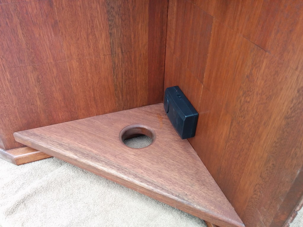 - Holzwerkerblog.com Vogelhaus Meranti