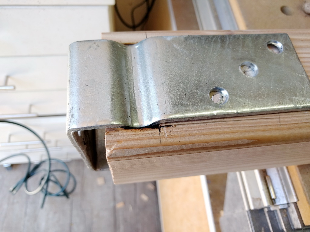 Pfostenträger Gartentor bauen