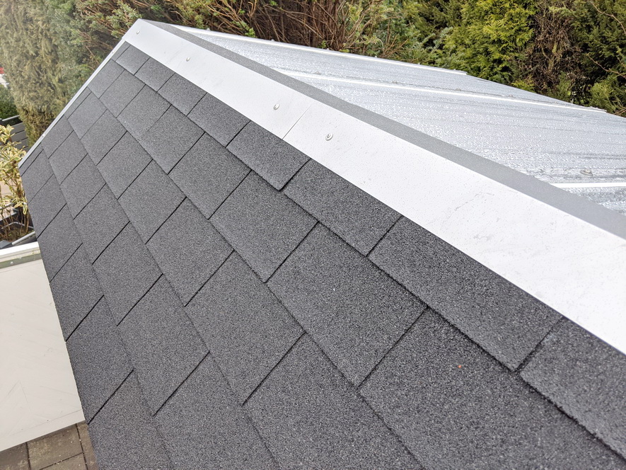 fertige Überdachung Golfcart-Garage