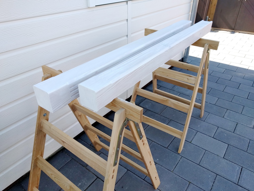 grundiert Gartentor bauen