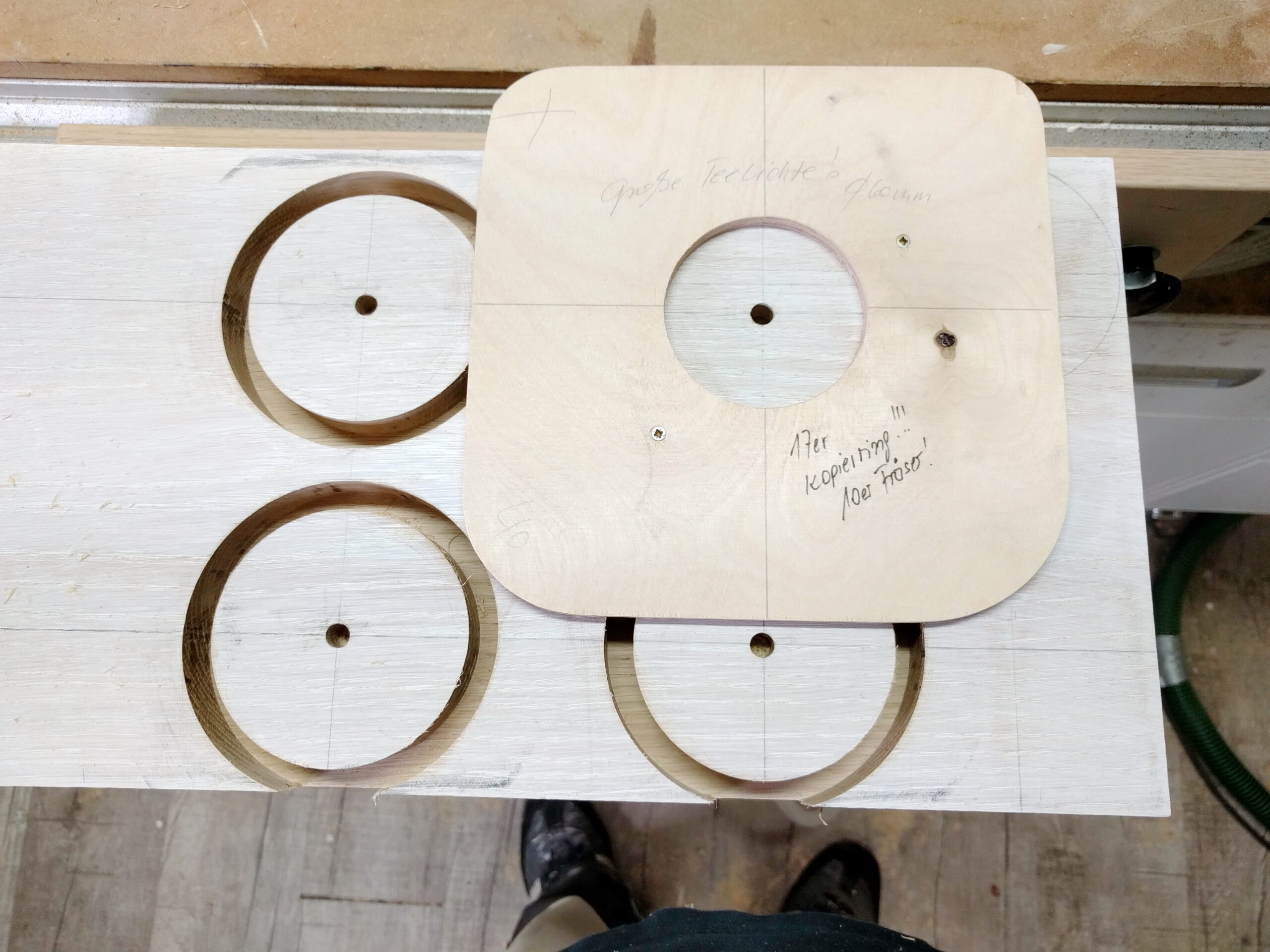 Sackloch fräsen Adventskranz bauen